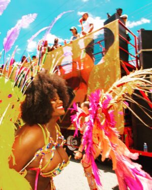 Shoniqua Shandai Instagram - Jamaicaaaaaaasa I am forever changed. 🫶🏿☀️💛🇯🇲🔥

#internationalhouseholdname 

#ebonymag #ebonycarnival #ebonycaribbean