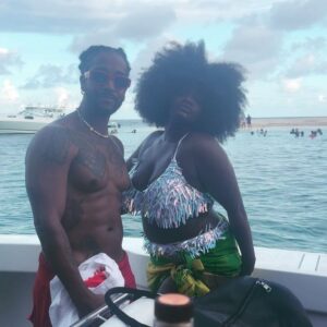 Shoniqua Shandai Instagram - Jamaicaaaaaaasa I am forever changed. 🫶🏿☀️💛🇯🇲🔥

#internationalhouseholdname 

#ebonymag #ebonycarnival #ebonycaribbean