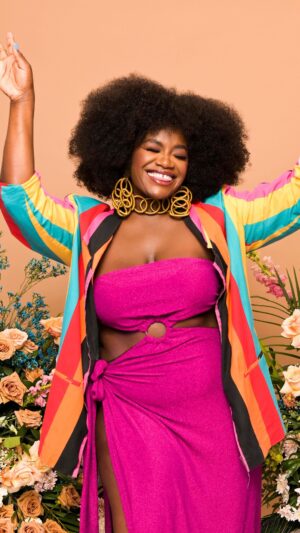 Shoniqua Shandai Instagram - Can I keep it a buck? 💯🫣👀☺️ I’ve been on a journey of reprogramming my self talk. Building upon an already firm foundation with soft motivation, gentle guidance and loving discipline. Issa cocky era filled with self compassion. 

Thank you @blacklove for a beautiful reminder as we transition into our season of harvest. Enormous bushels of endless gratitude to the beautiful, talented and kind @kjsmithofficial for inviting me to speak with you. 🫶🏿💖 Happy Fall Y’all! 

Event @blacklove “The You Retreat”
Dress @meshki 
Jewelry @trufacebygrace 
Makeup @stephhausofbeauty 
Hair @tsdhairextensions 
Photo @kaibyrd_ 

#internationalhouseholdname #actress #actor #speaker #fashion #selflove #motivation #selftalk #gentle