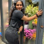 Shruthi Selvam Instagram - 🌸🫶 . #shruthiselvam