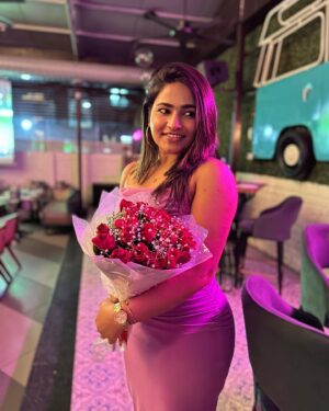 Shruthi Selvam Instagram - Birthday 2023’ ✨ 
.
#shruthiselvam #birthdaynight  #grateful