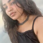 Shruthi Selvam Instagram - Tanned skin, glowing soul🤍 . #andaman #beachlife #beach #andamanislands #trip #travel #shruthiselvam