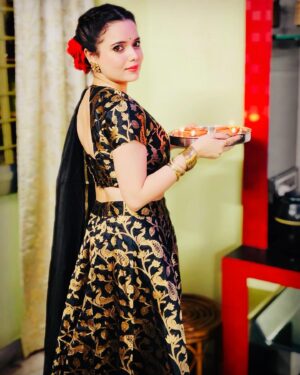 Shruti Kanwar Instagram - 🪔
.
.
.
#diwalinight2022