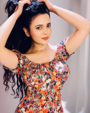 Shruti Kanwar Instagram - You need you, more than you need them.✨