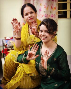 Shruti Kanwar Instagram - May your bond of love and companionship grow stronger. 
Happy Teej!🪔