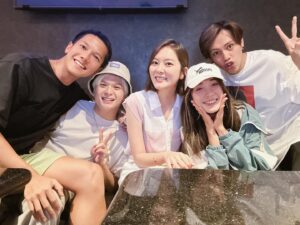 Shu-Han Liang Instagram - - 世界筑筑日
如題🤣祝我們淑靜 生日快樂

感謝Stenly 🤫 只有我們才知道唷～

永遠最歡樂的你們❤️

P.S 那個🤣我都喝仙大海唷～其他飲料不是我的