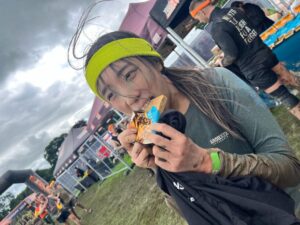 Shu-Han Liang Instagram - - tough mudder 5k 
看到我狼狽的樣子，就知道這障礙賽很多障礙了吧🤣
原來小時候玩泥巴也不過如此，直接給你掉進泥漿🤣
前幾天從英國回來就是為了這個呀💪🏻
我跟你說⋯我吃了10天歐洲還能變瘦回來就靠它了🤣

10月的平溪斯巴達來吧😎
感謝各家媒體哥哥姊姊的報導❤️

#toughmudder #5k
我穿 @aroo_tw 我在 @toughmudder  @spartanracetw