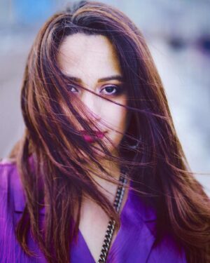 Shweta Pandit Instagram - The magic you are looking for, are in the things you are avoiding 💜 #photoshoot #shwetapandit #violet