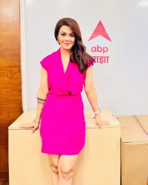 Shweta Gulati Instagram - AFLATOON releases on 21st July in the theatres near you 

It’s my first Marathi Film. Please please shower your love. 🙏🧿💜

#abpmajha #interview #moviepromotion #aflatoon #releasingsoon #marathimovie #marathiactress #shwetagulati #lovemylife #grateful #gratitude