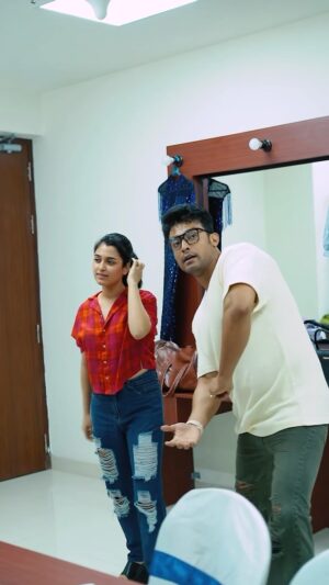 Shyamoupti Mudly Instagram - একজন এভারেজ ড্যান্সার এর পরিশ্রমের ফসল কাল @starjalsha এর পর্দায় telly academy award e 
 চেষ্টা করেছি একজন ভালো ড্যান্সার এর পাশে তাল মেলানোর... তাহলে কাল .... 

Practice session #actors #award #tellyacademyawards2023  #rano #ranojoy