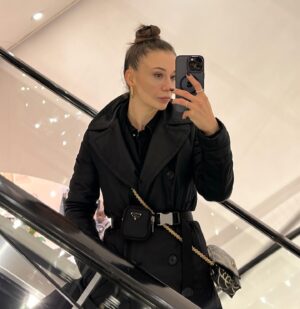Sibel Aytan Instagram - fit check 🤳🏻 #random