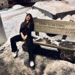 Sibel Aytan Instagram - Kisacik zamanda 🏄🏼‍♀️ #Stmoritz #Arosa #chur #zurich #happynewyear