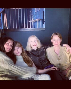 Sienna Guillory Instagram - #ABanquet endowed with ⭐️⭐️⭐️⭐️ by the critic who writes as someone who breathes film more naturally than air @peterbradshaw1 for @guardian 🙏 On release tomorrow Friday 11th, a delicious escape into another house. Here are some of the incredible folk that built this film, am so in love with these women. @jessalxander @ruthpaxton @leonoradarby @rubystokess #lindseyduncan 

🥓🌚🌱✨🍽⛸