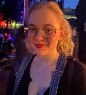 Sierra McCormick Instagram - Happy Pride 🏳️‍🌈 ❤️‍🔥 my lil sister Kayla and I enjoying queer classic But I’m a Cheerleader at @cinespia