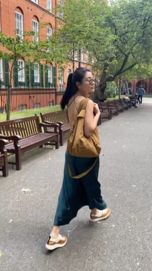 Sigi Wimala Instagram - Summer in London #latepost #sigitraveljournal #travel #londonsummer2023 #london