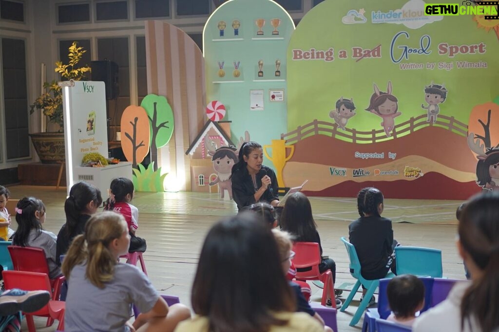 Sigi Wimala Instagram - Embracing the spirit of sportsmanship at the incredible @kinderkloud Being A Good Sport book launch, where laughter and games took center stage. Grateful to all who joined us and showed their unwavering support. 🎉