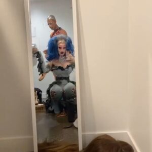 Sigourney Beaver Instagram - ✨🪞✨dressing room dummy dump✨🪞✨