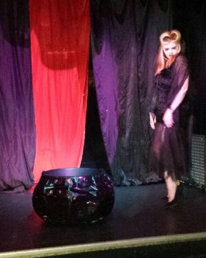 Sigourney Beaver Instagram - 💚✨💚DES MOINES💚✨💚

💚✨💚Plz enjoy these low quality android photos that make me audibly cringe of Baby Beaver. Before I was able to do drag, I began taking the stage as a burlesque artist! This Saturday I’ll be having a full circle moment as I make my return to Des Moines for @leolaflash Feminine Wiles Burlesque Revue at the Stoner Theatre!! To all of my friends in Des Moines please come out and see the difference that 9 years and a nice wig can make💚✨💚

💚tickets available at https://my.desmoinesperformingarts.org/0/8037 💚