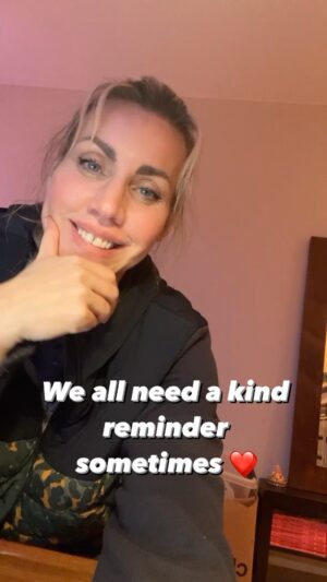 Silje Torp Instagram - Just a little reminder to be a little bit kinder to yourself. You are doing your best, and some days that can look like you’re not trying at all. But you ARE. 🙏🏼
Self love can be hard, - try to slowly introduce self CARE if loving yourself seems far fetched. 
Introduce small habits that express kindness towards yourself. Like buying those pretty flowers for no special occasion, having that extra cup of coffee in the morning or allowing yourself to feel all the feelings. It can be small things, but they are really the big ones- because they are acts of love towards yourself ♥️