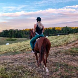 Silje Torp Instagram - Peaceful evening with my boy ♥️ 

-
#horselove #ilovelife #helovesgrass