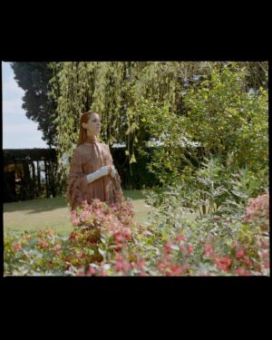 Silvia Mazzieri Instagram - Like in a fairy tale. 🌟

@spaghettimag 
Ph @federicobarbieriph 
Assistant @albamilano 
Styling @paolaxxmiglia 
Mua @ilariaborgiolimakeup @bsoulcosmeticinaturali @chanel.beauty @ctilburymakeup 
Hair @mirkotagliaferri @mksmilano 
Location @artimino