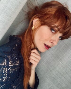 Silvia Mazzieri Instagram - Volevo fare una prova con la frangetta.
