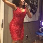 Simone Missick Instagram - In honor of this momentous occasion, here’s a goofy video of me doing karaoke on my birthday a few years back 😂 reenacting the final scene to the 80s classic, #dirtydancing with my friend’s @leshaytboyce on camera and background vocals, and @shelliboone as “Baby” 💃🏽 #goodtimes #keepsmiling #thankful #imaydeletethislater 🤣🤣🤣