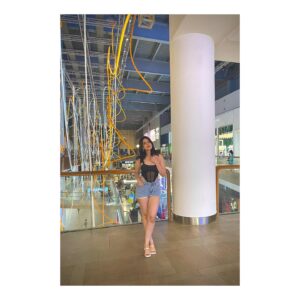 Simran Pareenja Instagram - 🔆✨