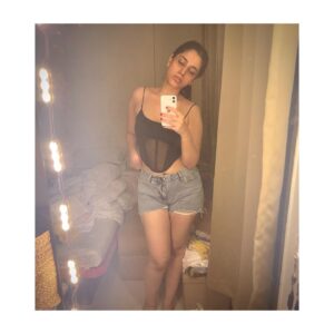 Simran Pareenja Instagram - 💋