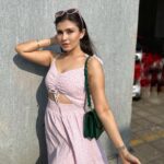 Simran Kaur Hundal Instagram – Photo dump ☺️ because I remembered I have a few ☺️
.
.
.
.
.
.
.
.
.
.
.
#simranhundal #summerlook #summerdress #summer #mumbai #simrankaur #pink