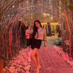 Simran Khan Instagram - Had an amazing experience at the launch party of @magicwinindia Thank you @magicwinindia for inviting me to such a lovely event. Swipe to see the fun💃✨