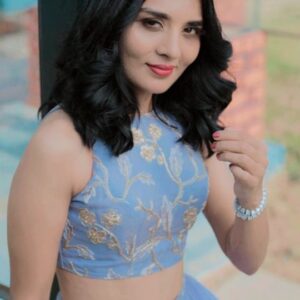Sindhu Lokanath Instagram - Am ready but Where is my Sajna?? 👀
.

MUA- @makeupstoriesbyyashaswini
DOP- @urbanpixelites
Location - @theshirestudioblr
Costume- @shreevaraadesignstudio
.
.
#indowestern #photoshoot #modelling #trendingreels #designerwear #shreevaraadesignstudio #trending
#instareels #clothing #designs #makeupartist #hairstylist #bangalore #shooting