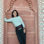 Sindhu Lokanath Instagram - Akbar's Jodha is not me😃 . #fatehpursikri #jodhabaipalace #indiatourism #lovefortravel #travelisfun