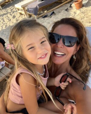 Sinem Güven Instagram - Sunshine 🌞❤️🍀🧿🧿🧿 #marin
