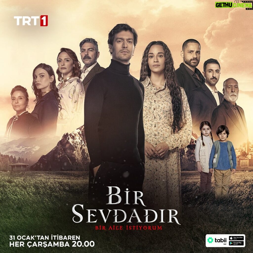 Sinem Öztürk Instagram - “Bir aile istiyorum.” Afişimiz sizlerle ✨😍🤍 İlk bölümüyle 31 Ocak Çarşamba saat 20.00’de TRT 1’de! 📺 @birsevdadirtrt @bozdagfilm @trt1