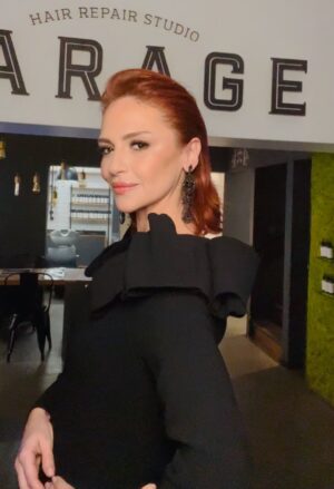 Sinem Öztürk Instagram - #Birsevdadır Gala 🤍 Her zaman birlikte🍀 @ahmetcobain @garagehairrepairstudio