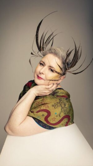 Siobhán McSweeney Instagram - Can you tell that we had fun on our cover shoot with Siobhán McSweeney? 💫 Don't miss our wonderful May|June issue, in shops now nationwide!

Video @niamh_devereux 
Photography @lee_malone_photography 
Styling @_anneoshea_ assisted by @amberkeenaghan
Hair/makeup @nickimakemeup 

#irishcountrymagazine #irishmagazine #irishmade #siobhanmcsweeney #irishactress #outnow