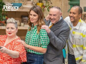 Siobhán McSweeney Instagram - GUESS WHO IS BACK!?!? #potterythrowdown returns January 2nd 7.45pm @channel4