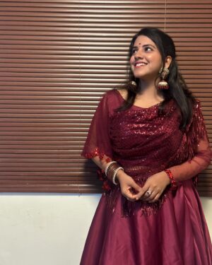 Sireesha Bhagavatula Instagram - IDHAYAME IDHAYAME ♥️

📸 @surmukhi_official 

[playback , Isaignani Ilayaraja , U1 , Yuvan Shankar Raja , Sireesha Bhagavatula , Ninaivellam neeyada ]