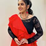 Sireesha Bhagavatula Instagram - Dolled up for #VijayAntonyLive yesterday in Kovai ❤️ Wearing this beautiful outfit from @styl_chennai ❤️🖤 Gorgeous makeover by MUA @harini_muah ❤️🖤 Elegant hairstyle by @shreenika_beautician ❤️🖤