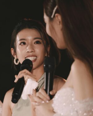 Sisley Choi Instagram - 一直守護, 一直愛. 🤍🌸

we all know when love is present
words are sometimes just the cherry on top :)
