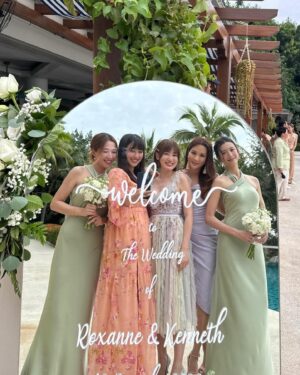 Sisley Choi Instagram - 一直守護, 一直愛. 🤍🌸

we all know when love is present
words are sometimes just the cherry on top :)