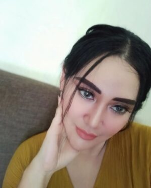 Sissy Firman Instagram - Gimana puasa nya hari ini? 😁🙏