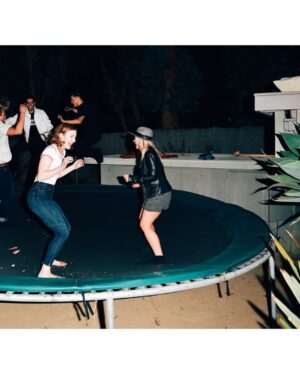 Skyler Samuels Instagram - happy birthday to the spice to my sugar, my favorite travel buddy, my fierce and fearless little sis @natalynlind 🤗🎉 I love love love you & I am so freakin proud of you ♥️🌈
