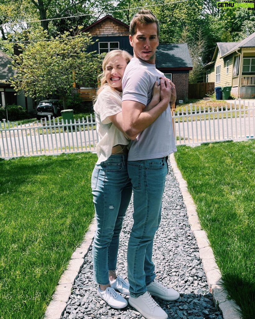Skyler Samuels Instagram - fake baby daddy/real best friend @bo_yokely (can’t wait to share with you guys what we’ve been working on👀🎬 more details soon🤫)