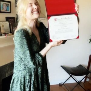Skyler Samuels Instagram - opening the mail has never felt so good 😊 ✨ a moment of celebration and gratitude during these weird times #classof2020  #thanksfedex