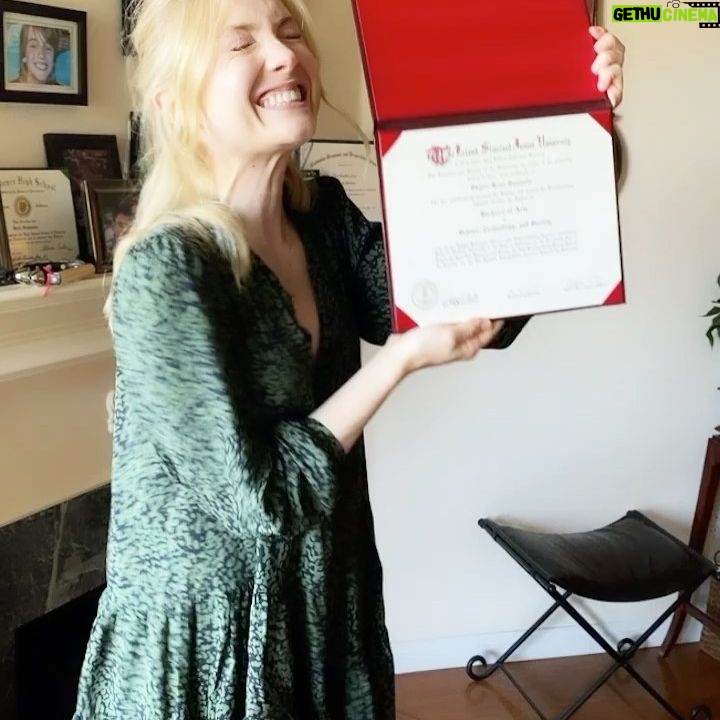 Skyler Samuels Instagram - opening the mail has never felt so good 😊 ✨ a moment of celebration and gratitude during these weird times #classof2020 #thanksfedex