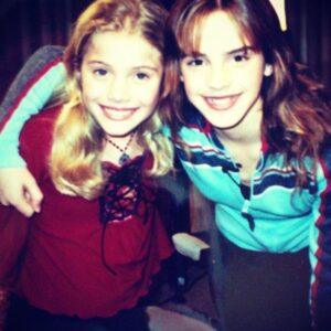 Skyler Samuels Instagram - #tbt to 17 years ago when I was the biggest little ham on tv 🍖