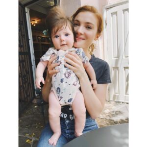Skyler Samuels Instagram - my yummiest little friend @ione_june 🧜‍♀️💜