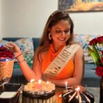 Sneha Paul Instagram - Another year to sparkle,shine and slay ✨🎂💕 Thank your for making my day beautiful ❤️ #birthdaypost #birthdaygirl #itsmybirthday #celebration #party #friends #family #blessed #love #newhope y
